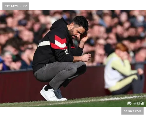 镜头：富勒姆后卫里姆门线极限解围，保住球队胜果